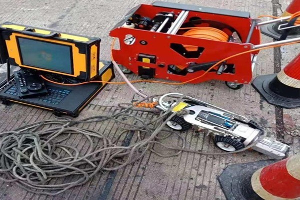 桃山CCTV管道检测机器人